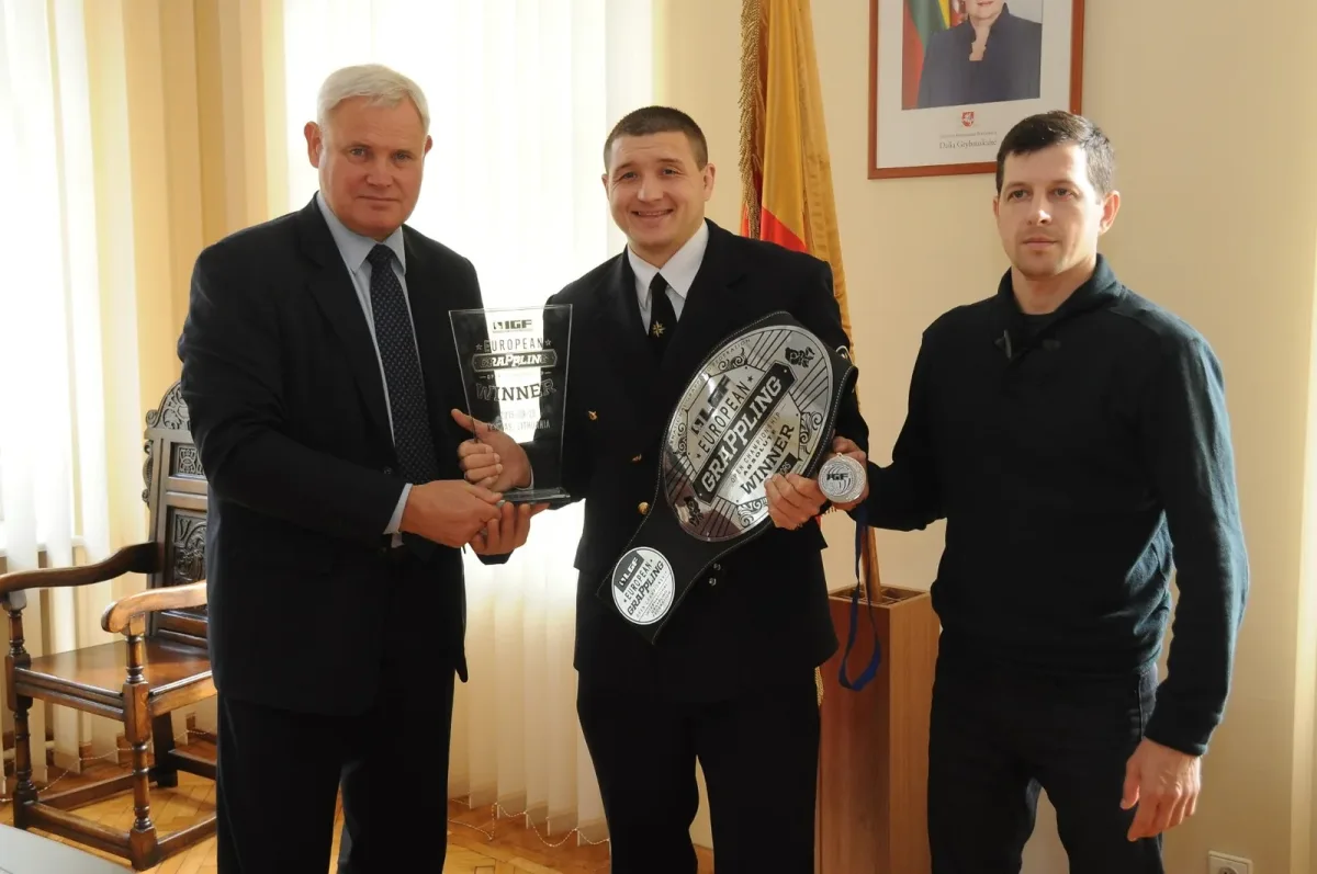 Klaipėdos meras: „Kovos menų sporto šakos padeda jaunus žmones ištraukti iš šešėlio“